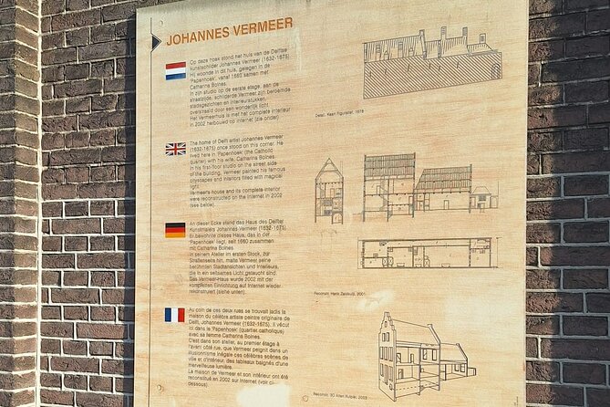 Discover Delft's Golden Age: A Self-Guided Tour - Exploring the Old Church’s Leaning Tower and Delft’s Brewing Past