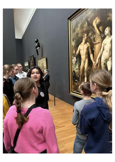 Discover Dutch history at Rijksmuseum with an art historian. - Key Points