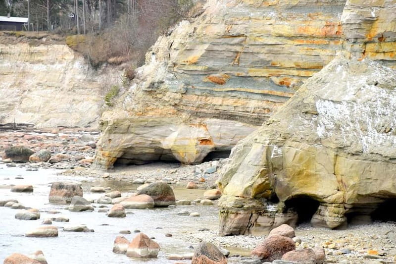 Discover Estonia-car tour from Tallinn to Keila-Joa Waterfal - Exploring Keila-Joa Waterfall and Its Surroundings