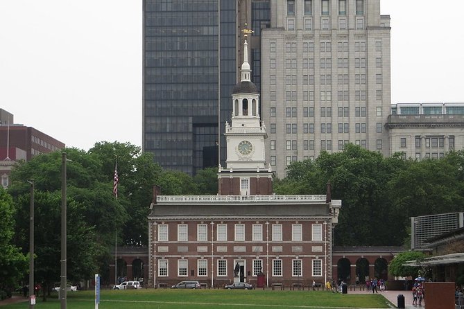 Discover Fantastic Philadelphia: Self-Guided Audio Tour - The National Constitution Center’s Interactive Exhibits