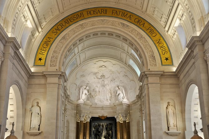 Discover Fátima: Half-Day Small-Group Tour from Lisbon - Attending Mass and Participating in Devotions