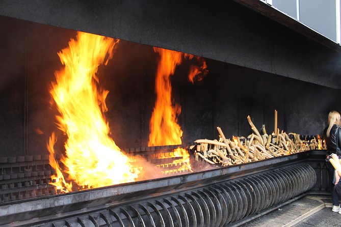 Discover Fátima: Private Pilgrimage Tour from Lisbon - Exploring the Basilica of the Holy Trinity