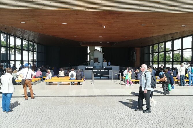 Discover Fátima: Private Pilgrimage Tour from Lisbon - Key Highlights from the Guides and Service