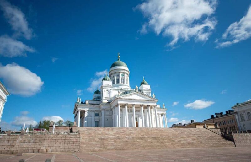 Discover Helsinkis Landmarks on a Private Tour - The Stops: What You’ll See and Experience