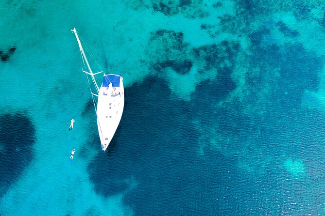 DISCOVER - Iraklia, Schinoussa & Naxos (Shared max 10 People) - Discover the Small Cyclades with a Full-Day Sailing Tour from Paros