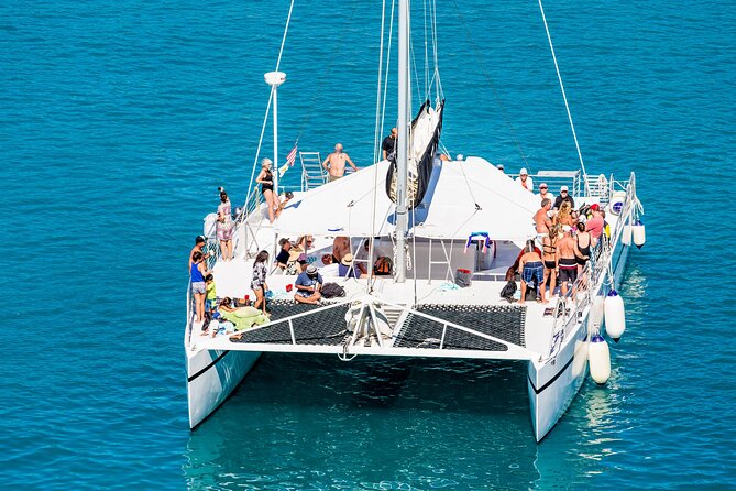 Discover Isla Mujeres in Catamaran. Buffet, Open Bar and Snorkel - All-Inclusive Features and Additional Costs