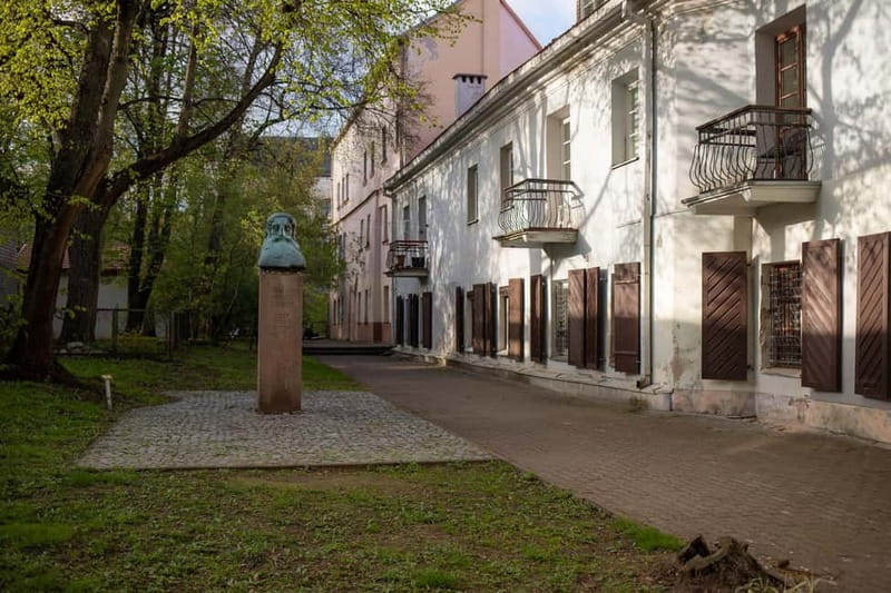 Discover Jewish Vilnius with a Local - Why Choose This Tour?