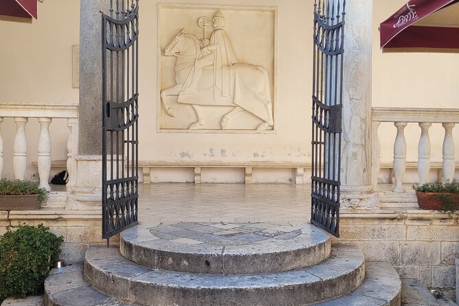 Discover Krka Waterfalls, Explore Trogir and Enjoy a Swim - Free Time in Skradin for Swimming and Relaxing