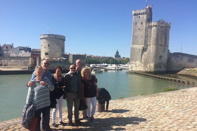 Discover La Rochelle: Discovery Walking Tour of La Rochelle - Exploring the Vieux Port and the Porte des Deux Moulins