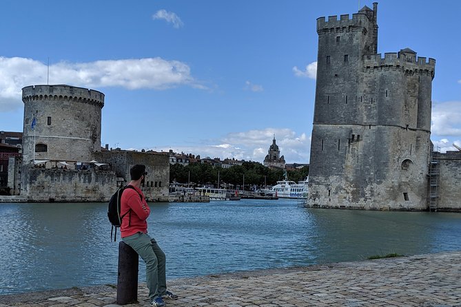 Discover La Rochelle: Discovery Walking Tour of La Rochelle - La Rochelle’s Town Hall and the Birth of the City
