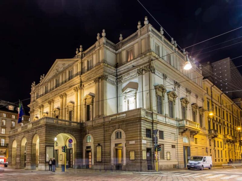 Discover La Scala's Legendary Stage & Stunning Foyer - Visiting La Scala Museum: Treasures of Theater History