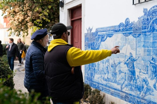 Discover Lisbon's Alfama: Secrets of the Old Town - Key Points