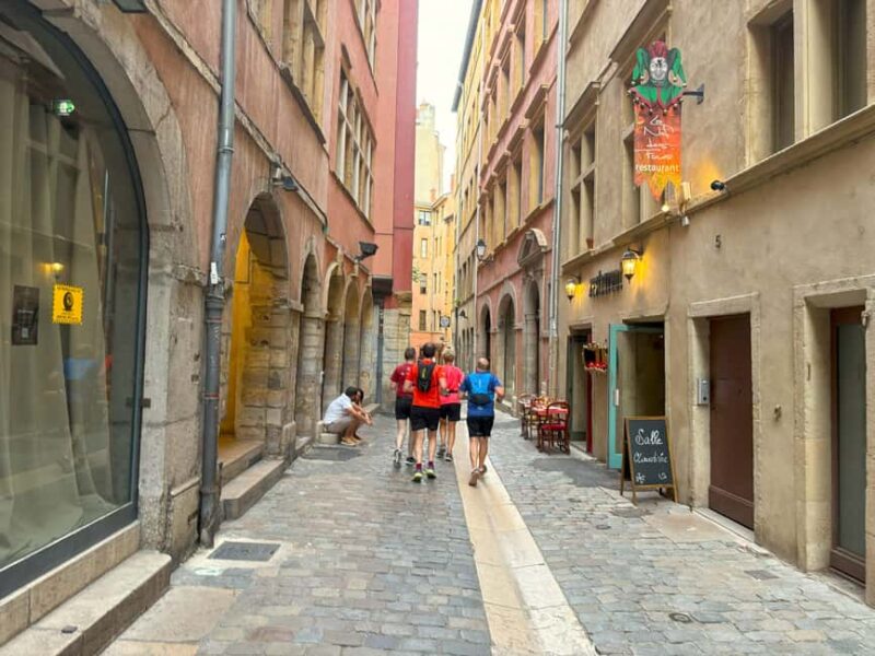 Discover Lyon and its heritage while running - Practical Details: Meeting Point, Accessibility, and Weather