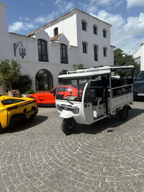 Discover MADRID on a Tuk Tuk! - Key Points