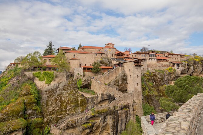 Discover Meteora's Monastic Heritage: Personalized Private Tour - Logistics and Meeting Arrangements