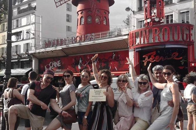 Discover Montmartre and visit the Basilica of Sacré-Coeur - The Guide Experience: Knowledgeable and Engaging