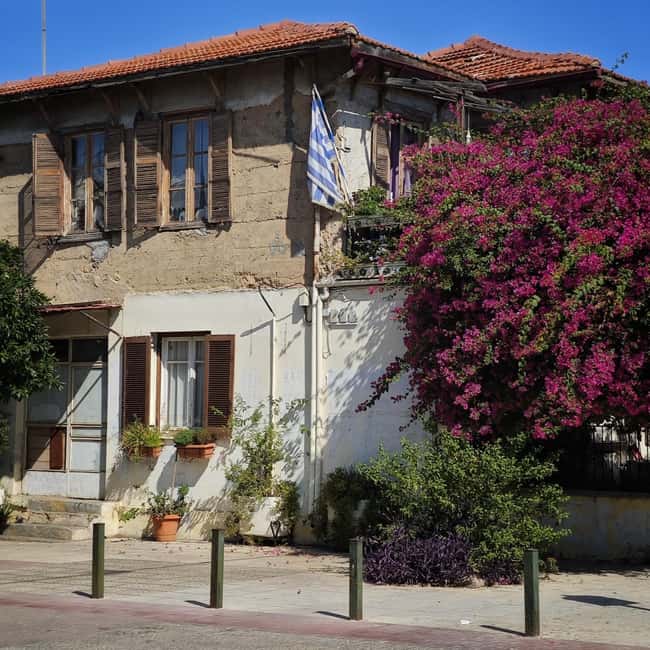 Discover Nea Filadelfeia: Walking Tour Outside Athens Center - Breaks at Barsol and Lemonokipos