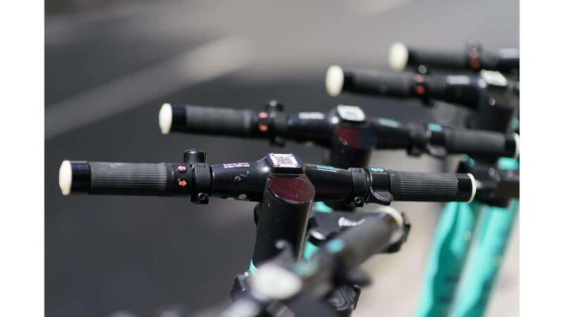 Discover Old Quebec in a different way - on an electric scooter 3h - Key Points