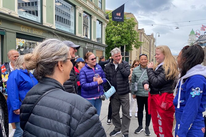 Discover Oslo on foot - Insight into Oslo’s Historic and Modern Neighborhoods
