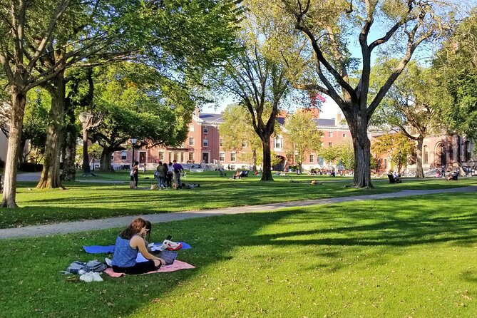 Discover Providence Guided Sightseeing Tour - Key Points