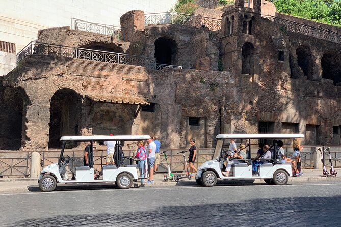 Discover Rome by Golf cart with food tasting - Food Tastings: Savor Classic Italian Aperitivo Snacks