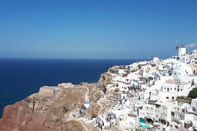 Discover Santorini - The Expertise of Marryposa Royal Services
