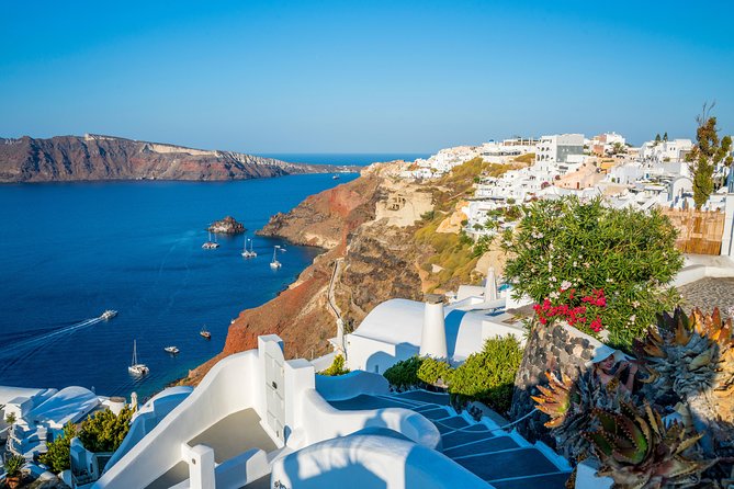 Discover Santorini in a Day- Private Tour 6 hours - Discovering Pyrgos, the Medieval Fortress Village