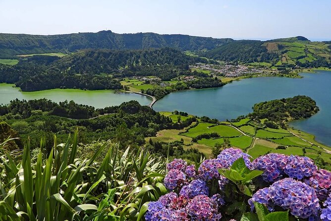 Discover São Miguel: Full Day Fogo and Sete Cidades with lunch - Starting in the Morning: Hotel Pickup and Departure at 9:00am