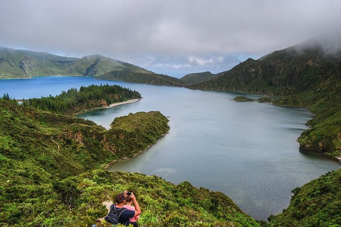 Discover São Miguel: Full Day Fogo and Sete Cidades with lunch - Lagoa do Canário: Endemic Flora and Forest Views