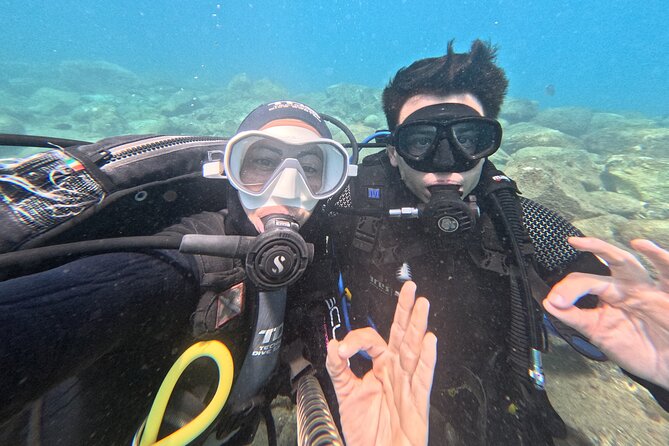 Discover Scuba Diving by boat, Puerto Colon - Underwater Photography as a Memorable Keepsake