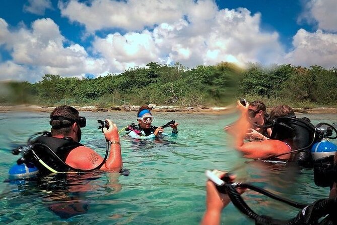Discover Scuba Diving in Cozumel Paradise Reef - Food, Drinks, and Comfort on the Boat