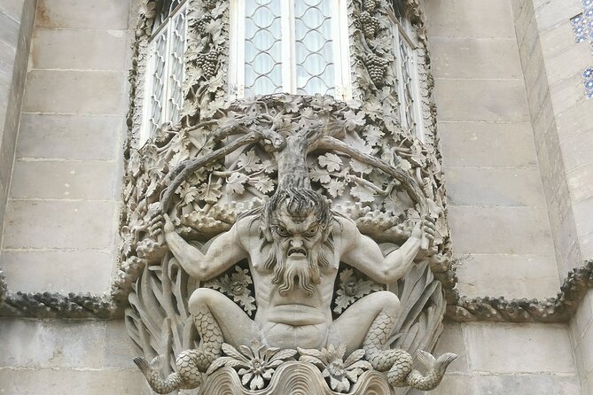 Discover Sintra and Cascais in a portuguese 4WD Private Group - End in Cascais with Free Time to Explore