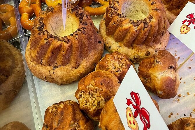 Discover Strasbourg Christmas markets - Free drink - Visit the Iconic Place Kleber and See the Christmas Tree