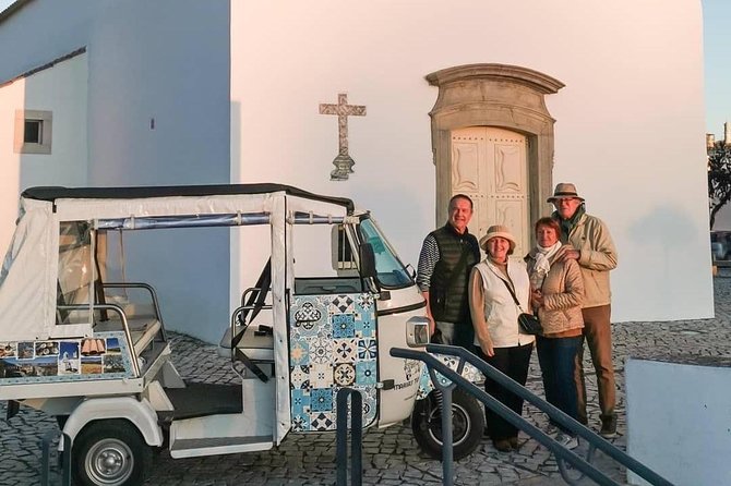 Discover Tavira - Tapas and Wine Tour - Visiting the Praça da República and Santa Maria do Castelo