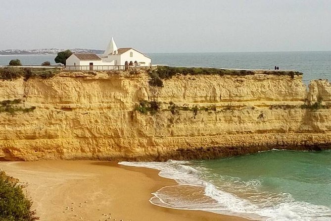 Discover The Algarve Region and The Local Gastronomy - Discovering the Charm of Carvoeiro