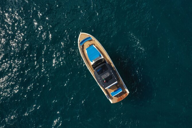 Discover the Amalfi coast between traditions, flavors and colors with a private tour - Key Points