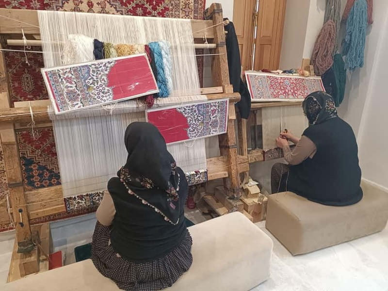 Discover the Ancient Art of Carpet Weaving in Cappadocia - Learning Traditional Carpet Weaving Techniques