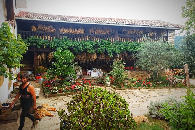 Discover the artisan producers of the mountain - Practical Details: Meeting Point and Timing