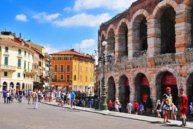 Discover the City of Romeo & Juliet: Walking Tour of Verona - Physical Requirements and Accessibility
