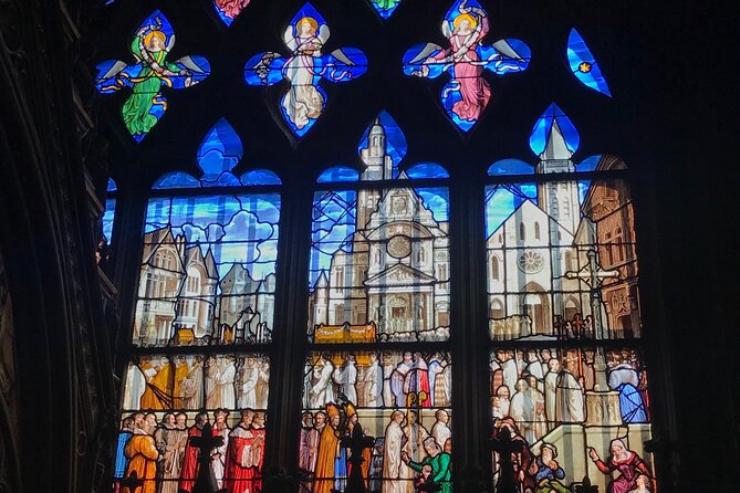 Discover the Latin quarter - The Guide’s Style and Insights