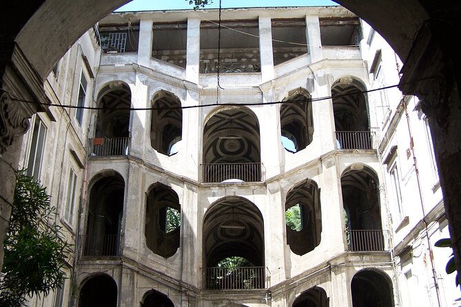 Discover the Rione Sanità with Insolitaguida - Why This Tour Stands Out in Naples