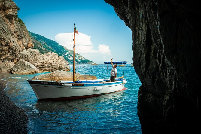 Discover the true essence of the Amalfi Coast by boat - Exploring Amalfi: Heart of the Coasts History and Culture