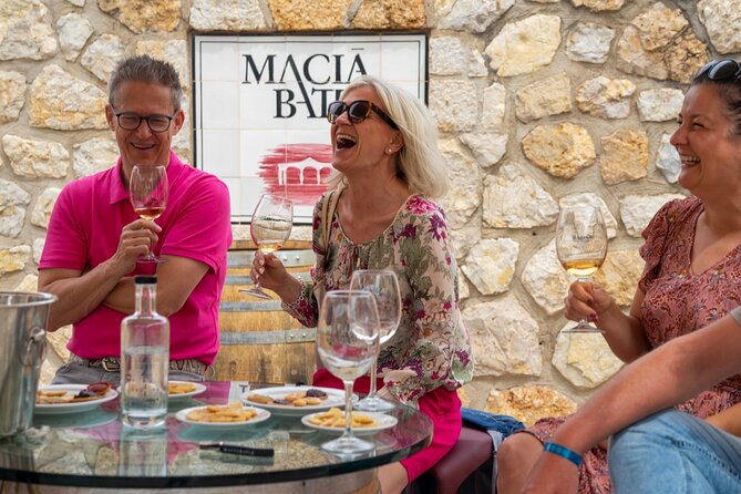 Discover the varieties of wines, olive oil and food on Mallorca - Mallorca’s Wine Heritage and La Raixa Estate