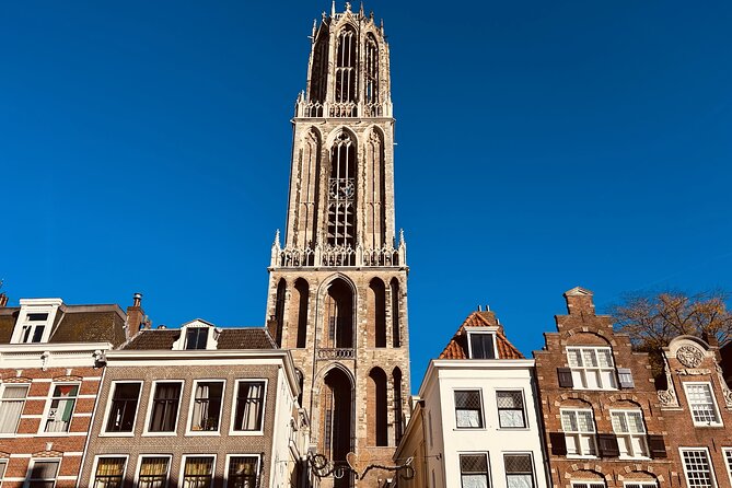 Discover Utrecht: a Self-Guided Augmented Reality City Tour - Walking Through the Charming Zadelstraat