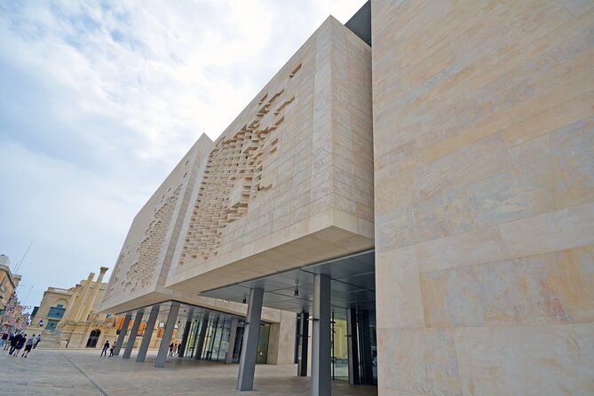 Discover Valletta Half-Day Walking Tour - Fort St. Elmo and the National War Museum
