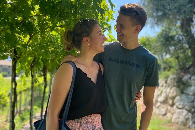 Discover Valpolicella Vineyards and Wine Tasting Experience - The Guide: Knowledgeable and Personable