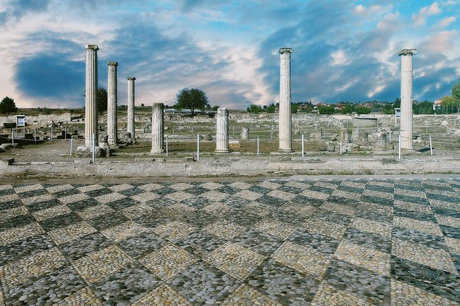 Discover Vergina and Pella: Day Trip to Macedonian Kingdom - Unique Features and Highlights of This Tour