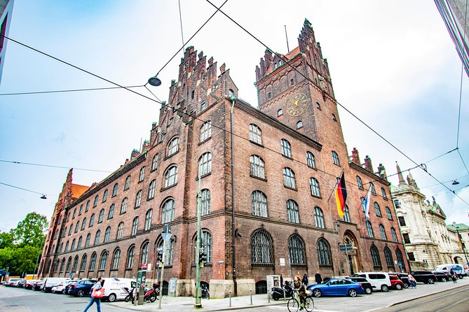 Discover WWII and the Olympics of Munich with a Local - Key Points