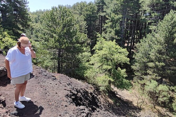 Discover Your Sicilian Roots: Personalized Tour - Authentic Sicilian Lunch at Passopisciaro