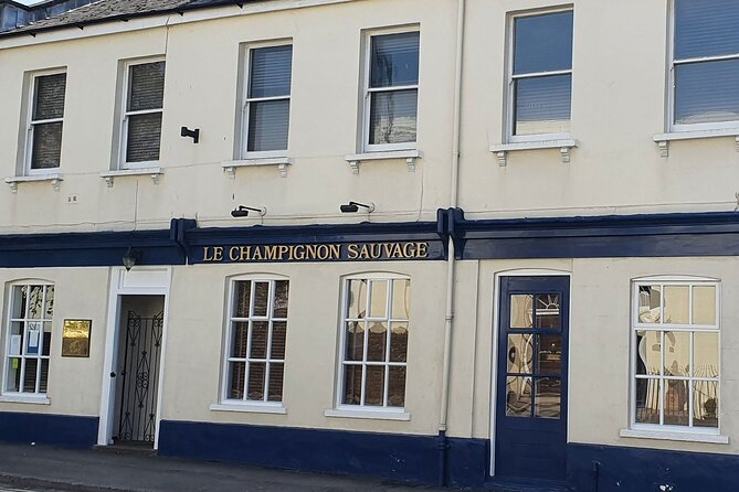 Discovering Cheltenham: A Self-Guided Audio Tour - The Majestic Neptune Fountain and Its Stories